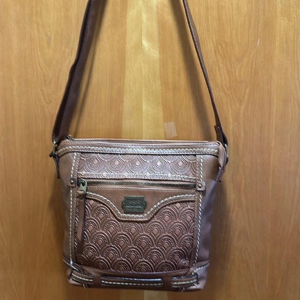 B o c Crossbody bag